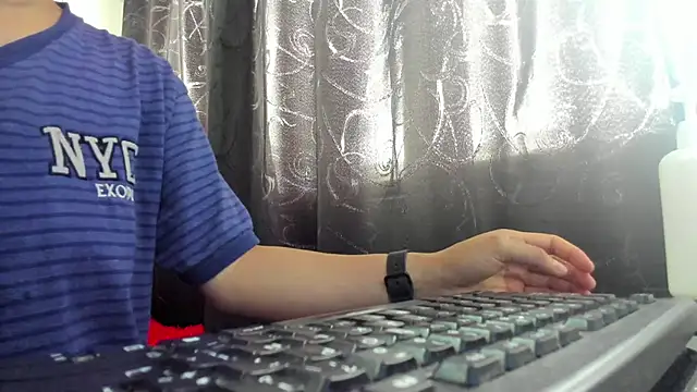 samantha  wilson online show from November 14, 1:54 pm