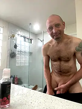 Snapshot of El_Gizmo chatting on November 24, 5:34 pm El Gizmo online show from November 24, 5:34 pm