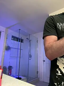 El Gizmo online show from April 18, 2:37 am