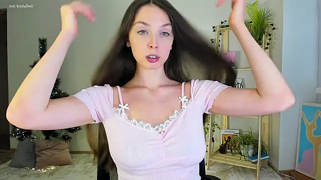 Snapshot of kristal_lane chatting on December 17, 7:37 pm kristal lane online show from December 17, 7:37 pm