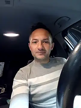 DANIELNEEL23 online show from January 10, 12:38 am