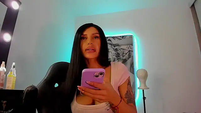  juliana star  online show from March 9, 4:05 am