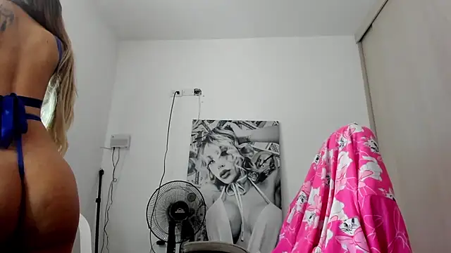  juliana star  online show from April 14, 6:14 pm