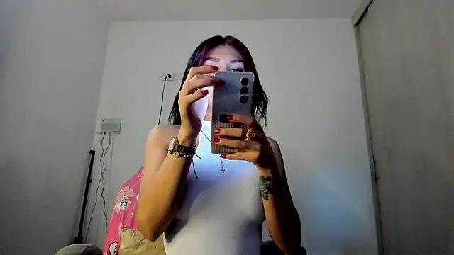 Snapshot of _juliana_star_ chatting on June 19, 4:33 pm juliana star online show from June 19, 4:33 pm