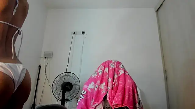 Snapshot of _juliana_star_ chatting on July 14, 10:04 pm juliana star online show from July 14, 10:04 pm