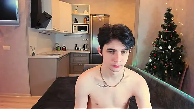 Aaron Boom online show from January 25, 8:42 am