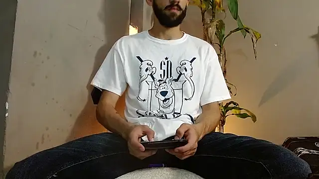 Snapshot of Mr_WhiteCock chatting on December 27, 9:43 pm Mr WhiteCock online show from December 27, 9:43 pm