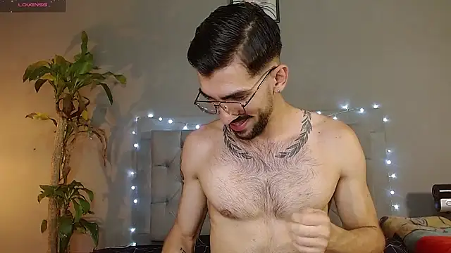 Snapshot of Mr_WhiteCock chatting on February 7, 11:13 pm Mr WhiteCock online show from February 7, 11:13 pm