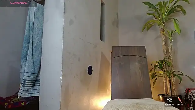 Snapshot of Mr_WhiteCock chatting on March 7, 11:38 pm Mr WhiteCock online show from March 7, 11:38 pm