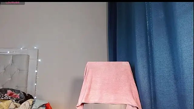 Snapshot of Mr_WhiteCock chatting on March 15, 12:45 pm Mr WhiteCock online show from March 15, 12:45 pm