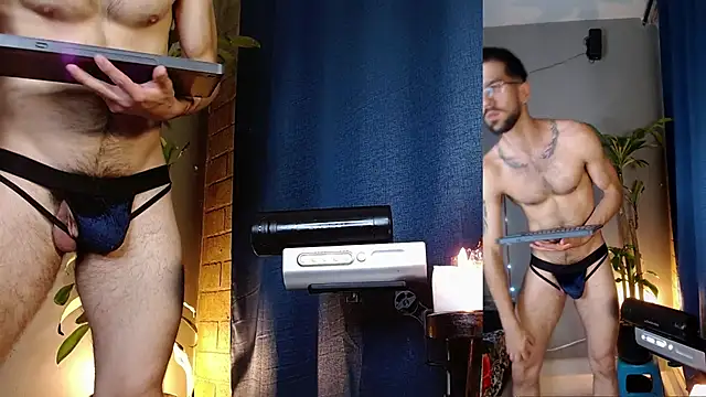 Snapshot of Mr_WhiteCock chatting on March 19, 11:57 pm Mr WhiteCock online show from March 19, 11:57 pm