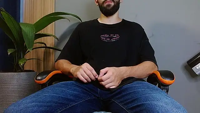 Snapshot of Mr_WhiteCock chatting on September 8, 10:53 pm Mr WhiteCock online show from September 8, 10:53 pm