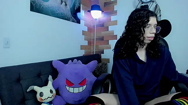 Angel Dust18 online show from December 3, 11:13 pm