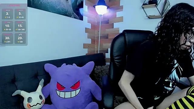 Angel Dust18 online show from December 6, 8:18 pm