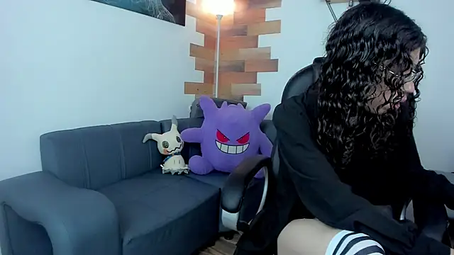 Angel Dust18 online show from March 11, 8:42 pm