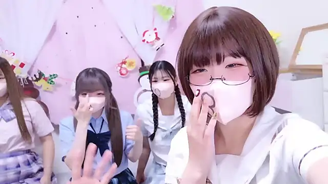 Snapshot of 841_yayoi chatting on December 21, 3:46 am 841 yayoi online show from December 21, 3:46 am