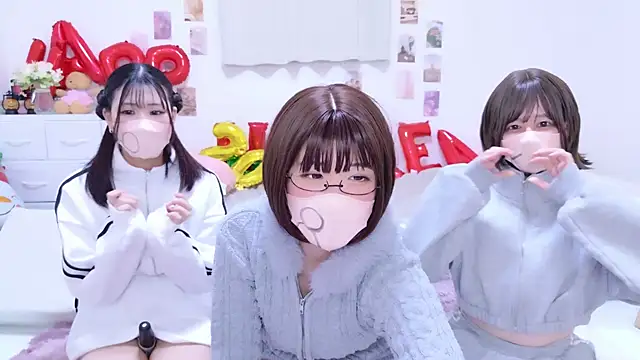 Snapshot of 841_yayoi chatting on January 7, 10:18 am 841 yayoi online show from January 7, 10:18 am