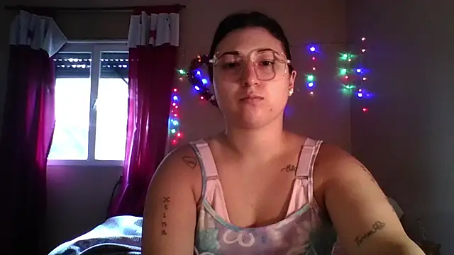 imsohornydacom online show from February 3, 5:40 pm