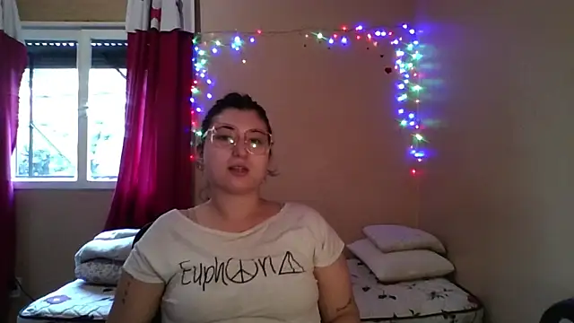 imsohornydacom online show from April 16, 4:19 pm