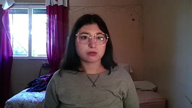 imsohornydacom online show from April 24, 1:57 pm