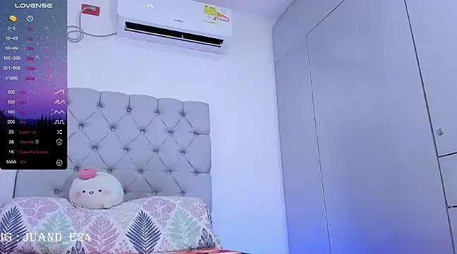 Snapshot of juande_24 chatting on January 9, 4:41 am juande 24 online show from January 9, 4:41 am