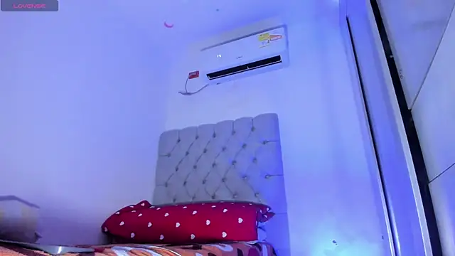 Snapshot of juande_24 chatting on September 17, 4:08 pm juande 24 online show from September 17, 4:08 pm