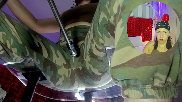 KatteMoss online show from February 10, 8:35 pm