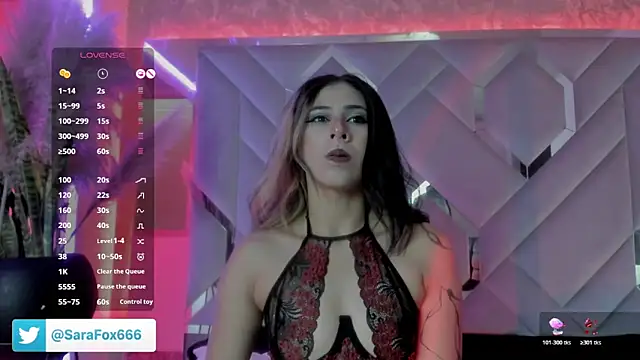 Sara Foxx1 online show from November 1, 8:33 pm