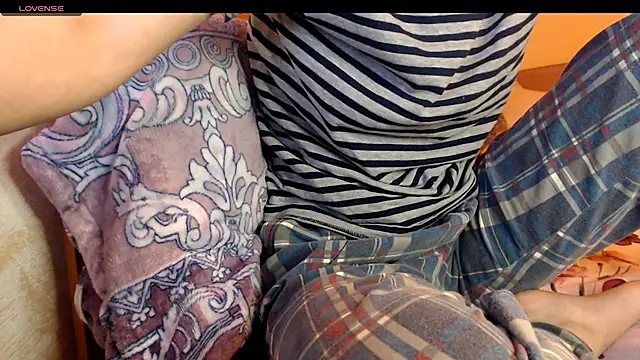 Snapshot of Perversdemlni chatting on February 21, 9:22 pm Perversdemlni online show from February 21, 9:22 pm