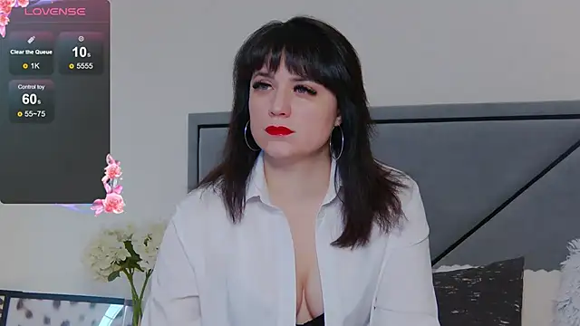 BellaHillss online show from March 4, 8:02 am