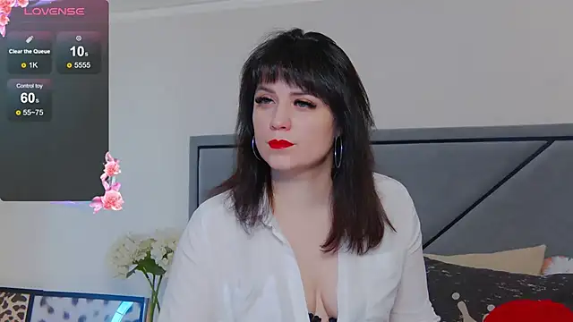 BellaHillss online show from March 21, 7:55 am