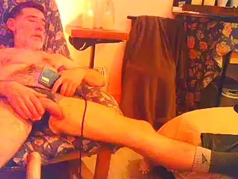 DaddyQuimHot online show from December 9, 4:34 am