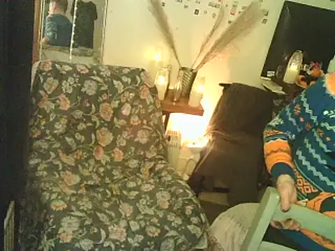 DaddyQuimHot online show from December 19, 12:24 am