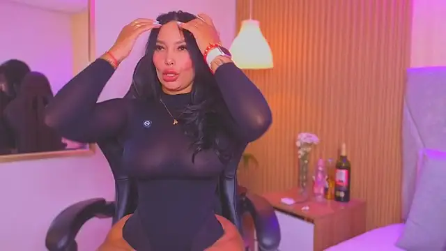 Dakota diaz  online show from March 20, 7:52 pm