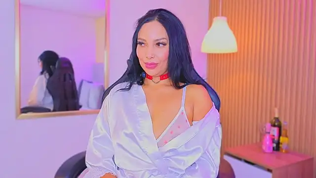 Dakota diaz  online show from April 20, 7:37 pm