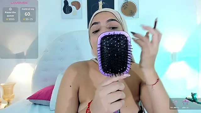 Snapshot of Umarani_ chatting on September 17, 6:42 pm Umarani online show from September 17, 6:42 pm