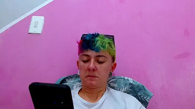 tomboyblue online show from September 15, 6:30 pm