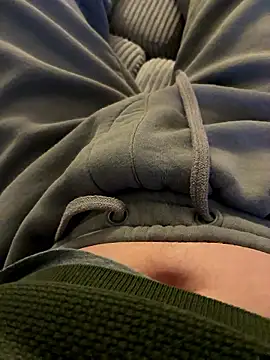 Snapshot of DurableFog chatting on February 9, 4:22 pm DurableFog online show from February 9, 4:22 pm