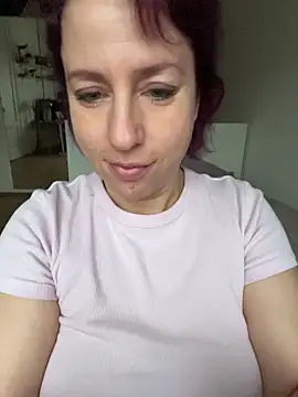 MariaValentine online show from December 1, 6:29 am