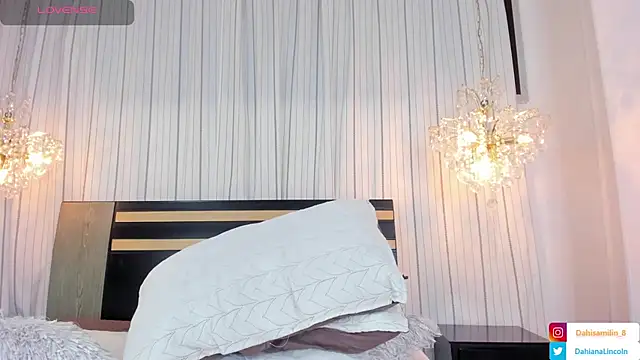 DahianaLincoln online show from January 15, 1:56 am