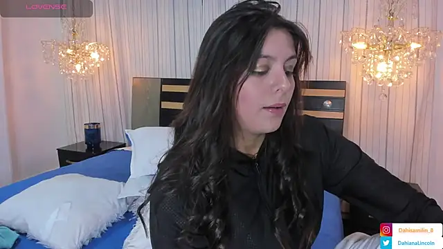 DahianaLincoln online show from February 9, 1:55 am