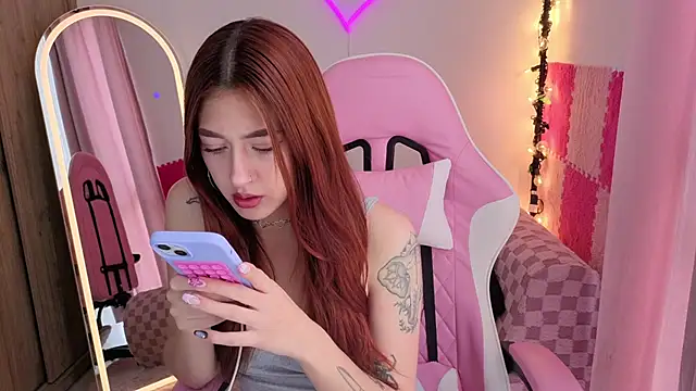 violet ch online show from September 13, 5:24 pm