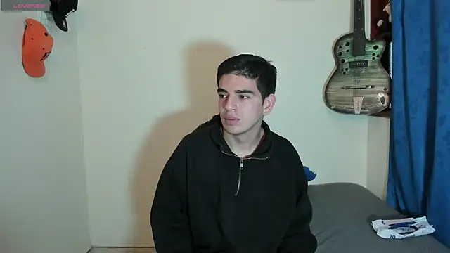Snapshot of Ares_Johnson chatting on February 27, 2:43 pm Ares Johnson online show from February 27, 2:43 pm
