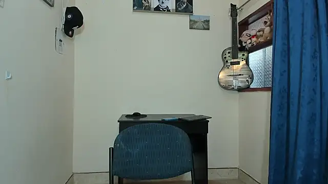 Snapshot of Ares_Johnson chatting on March 11, 6:08 pm Ares Johnson online show from March 11, 6:08 pm