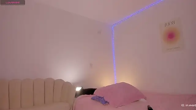 LittleSofia  online show from February 12, 5:26 am