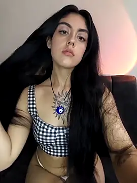 Mazikeen-- online show from April 24, 1:24 pm