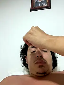 DanielGomez9 online show from October 14, 2:45 am