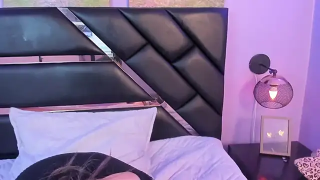 Annie mone online show from March 19, 10:09 pm