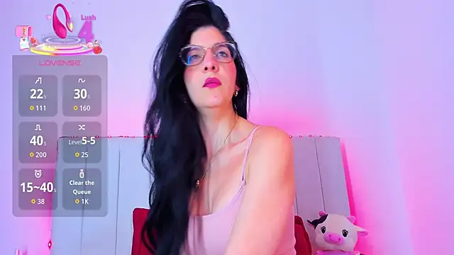 caro lyne  online show from June 7, 3:49 pm