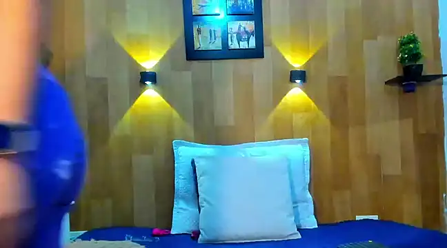Snapshot of marianaa90 chatting on February 6, 7:18 pm marianaa90 online show from February 6, 7:18 pm